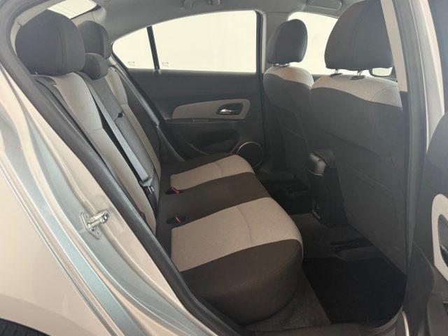 CHEVROLET Cruze 1.6 4 porte LS