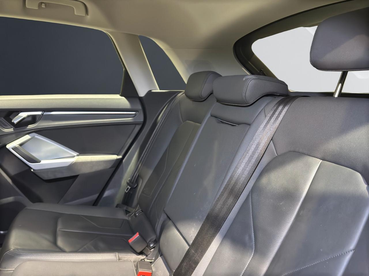 Audi Q3 35 TDI S tronic Business IVA ESPOSTA