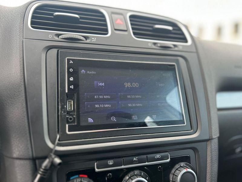 Volkswagen Golf Golf 3p 1.6 tdi Highline