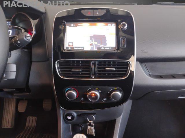 RENAULT Clio 1.2 75CV 5 porte.NAVIGATORE..NEO PATENTATI