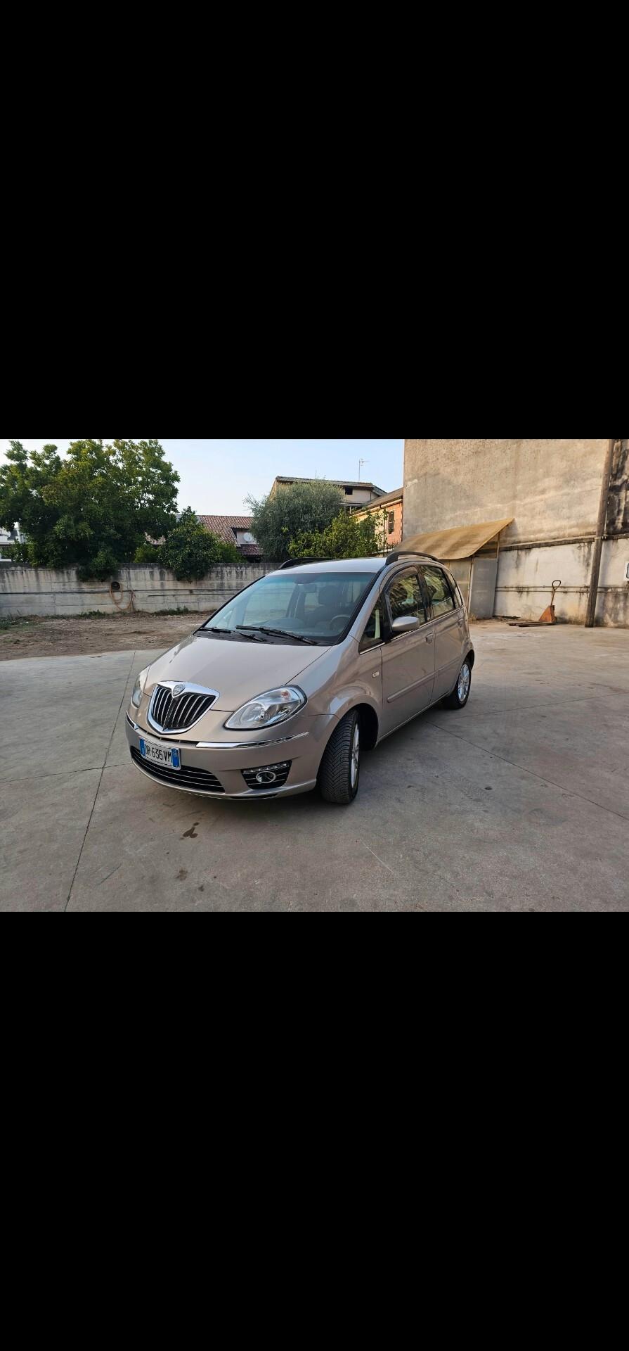 Lancia MUSA 1.6 Multijet Platino