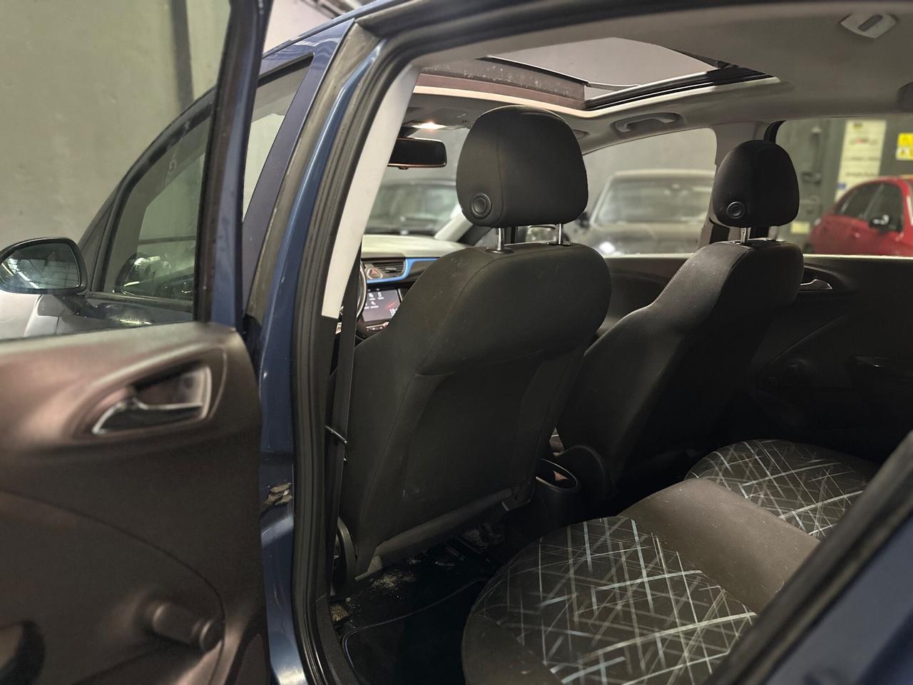 Opel Corsa 1.2 5 porte b-Color