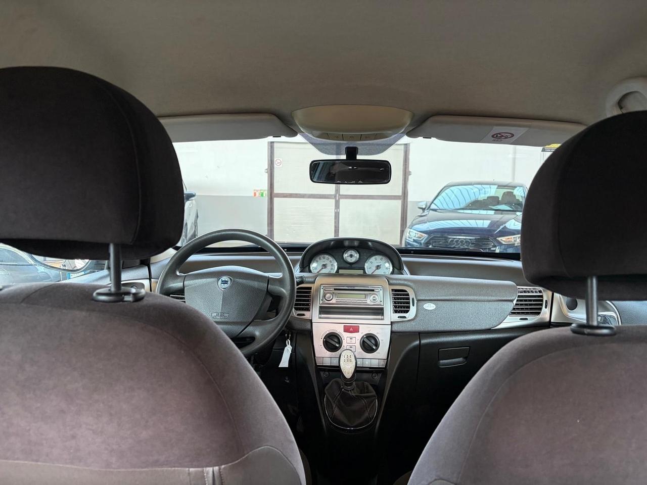 Lancia Ypsilon 1.2 Passion