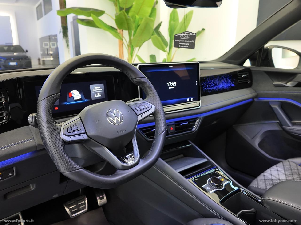 VOLKSWAGEN Tiguan 2.0 TDI 150 CV DSG R-Line Plus TETTO APRI.