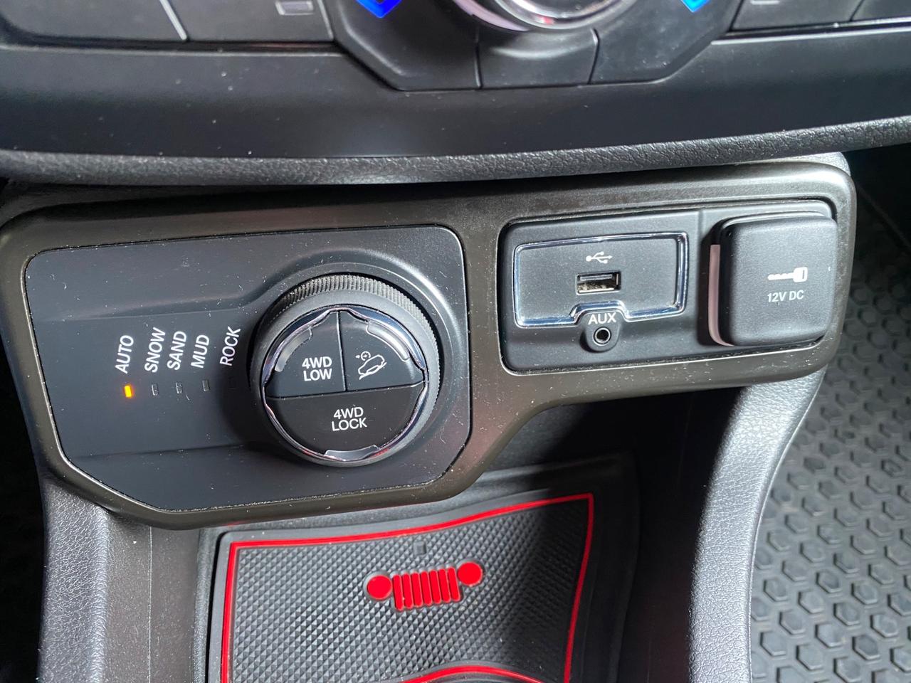 Jeep Renegade 2.0 Mjt 170CV 4WD Active Drive Low Trailhawk