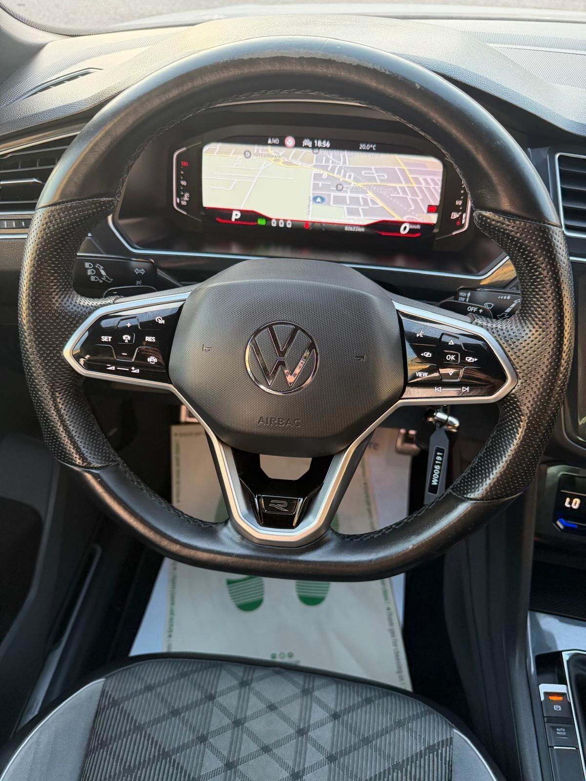 Volkswagen Tiguan 2.0 TDI 150 CV SCR DSG R-Line BIANCO PERLATO