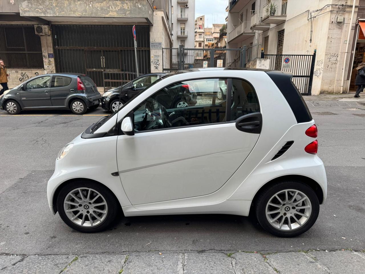 Smart ForTwo 1000 52 kW MHD coupé passion