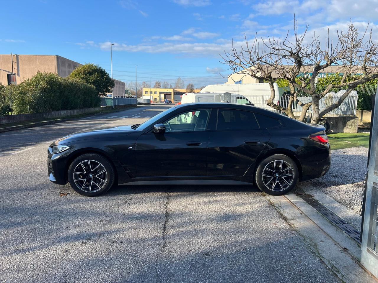Bmw 420 420i Coupé Msport tre volumi