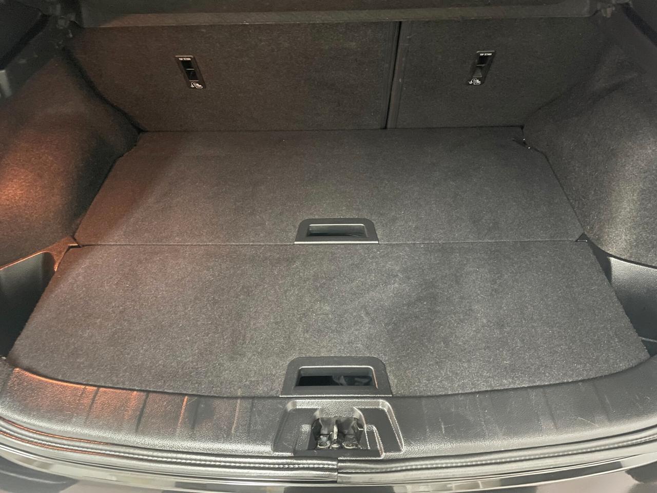 Nissan Qashqai N-Connecta / 1.5 dCi 115 CV / Cambio Automatico / Diesel