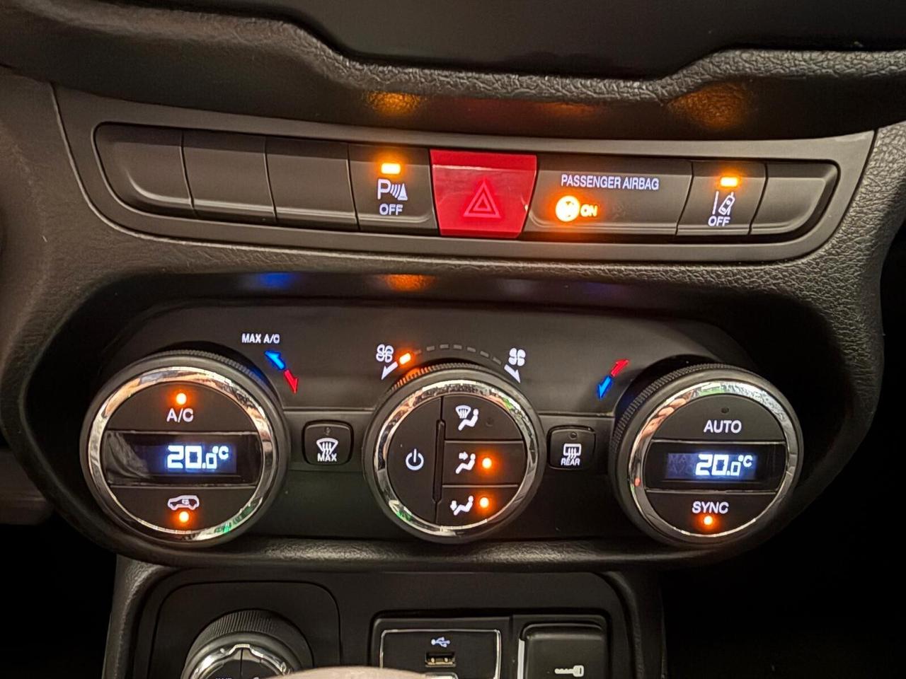 Jeep Renegade Limited AUTOMATICA CON TETTO 2.0 Mjt 140CV 4WD