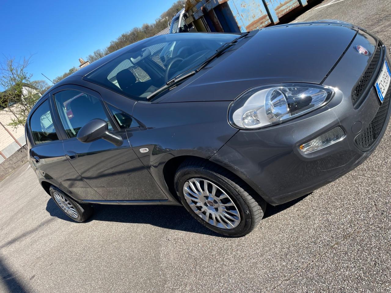 Fiat Grande Punto va bene per neopatentati