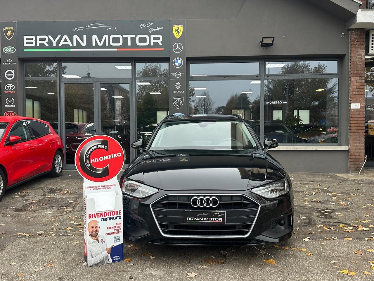 Audi A4 Avant 30 TDI/136 CV S tronic Business Advanced