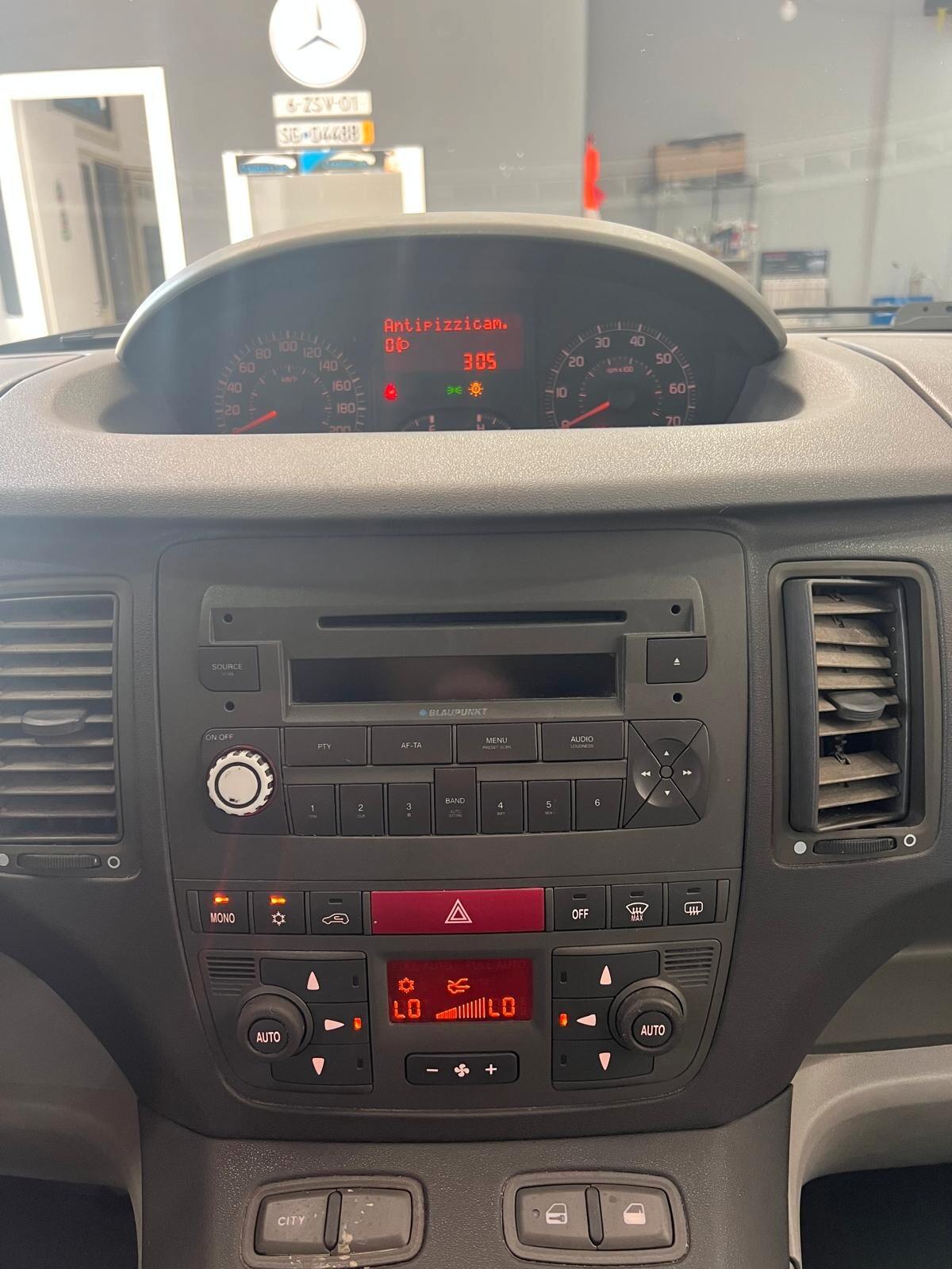Fiat Idea 1.3 Multijet 16V Emotion