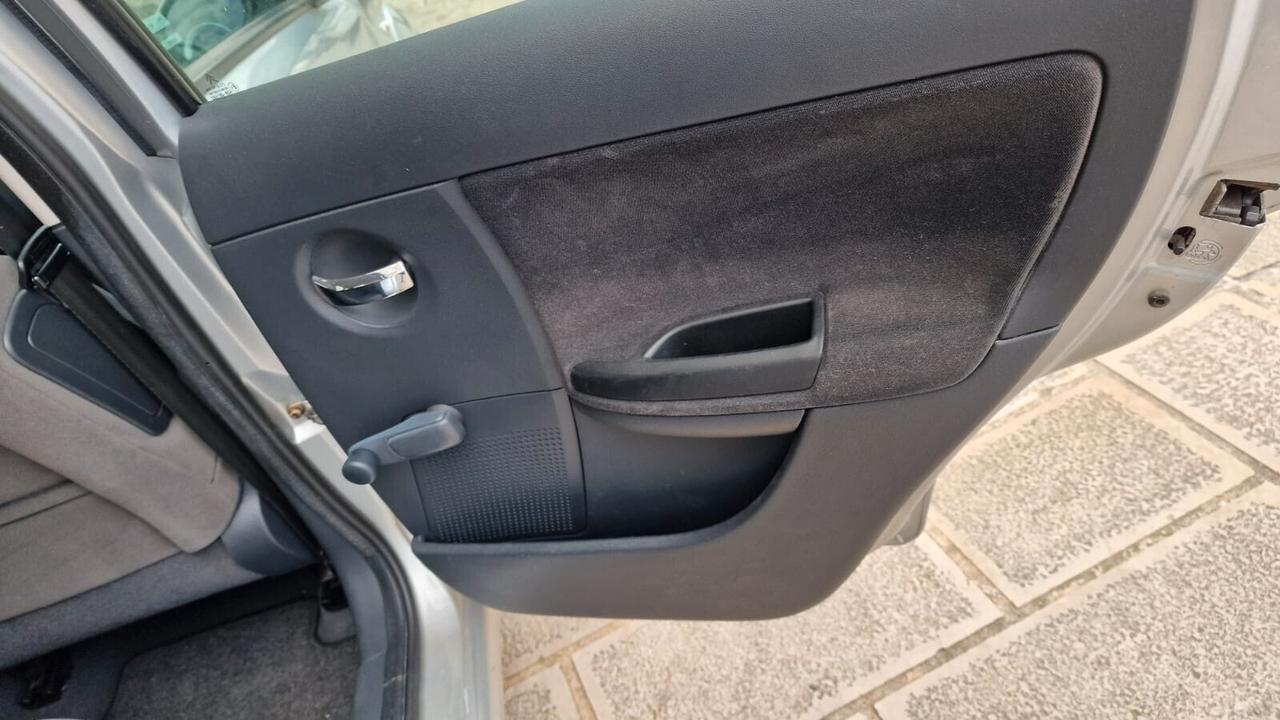 CITROEN C3 1.4 HDi 70 CV Exclusive
