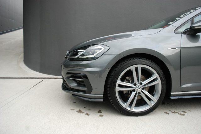 VOLKSWAGEN Golf 2.0 TDI R-Line LED Navi DAB+ ACC 18" ParkAssist