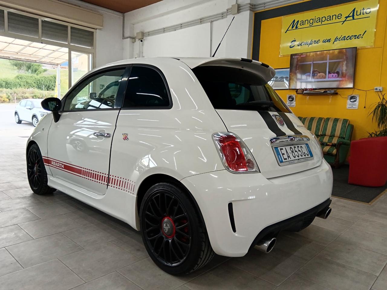 Abarth 500 1.4 Turbo T-Jet essesse