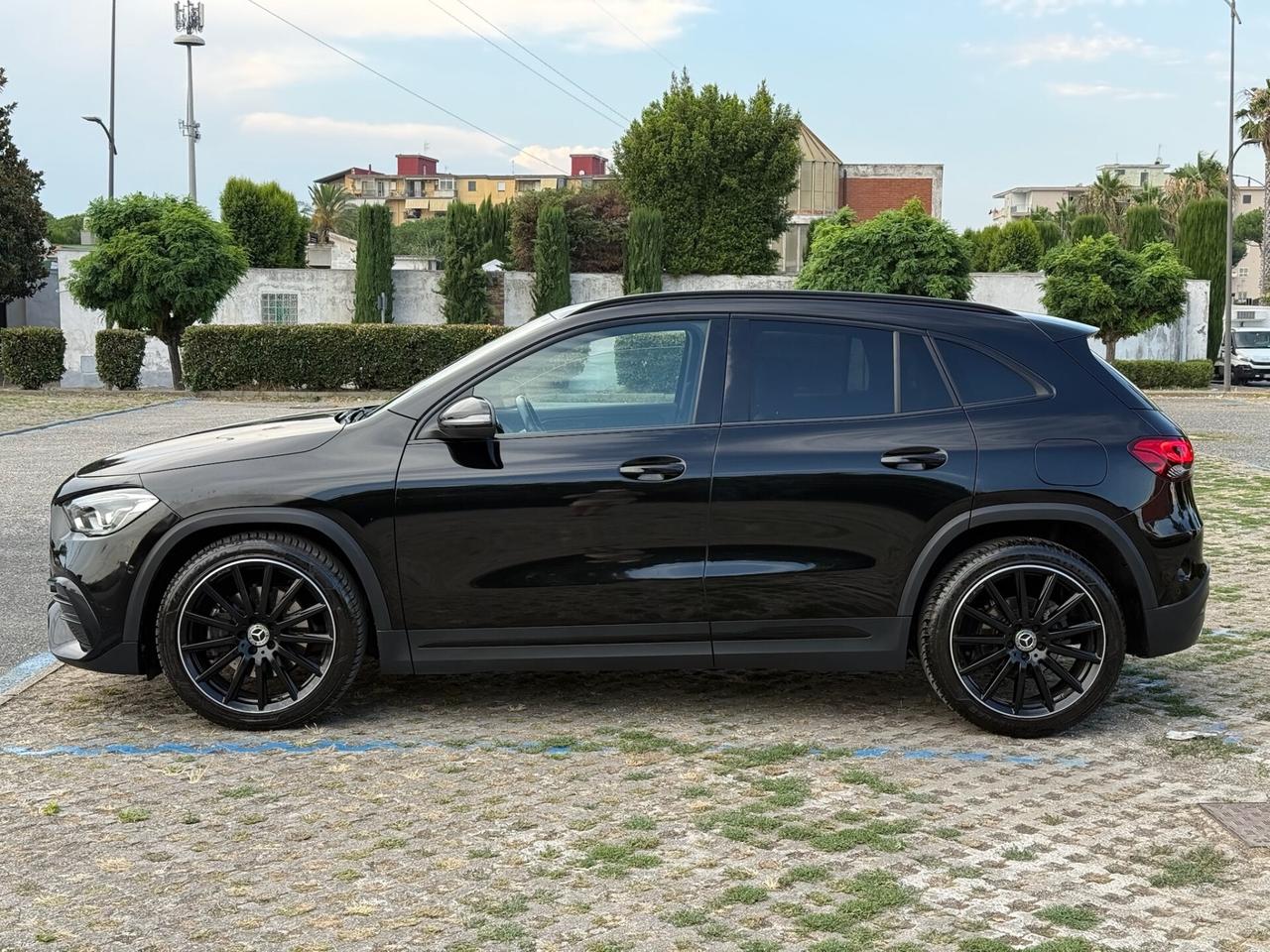 MERCEDES GLA 2.0 116cv AMG Line & Night Package