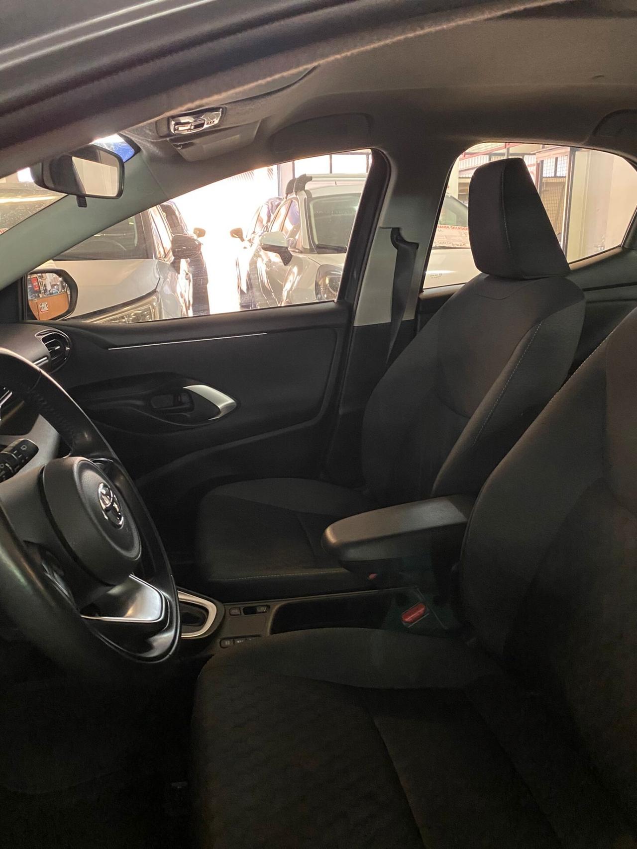 Toyota Yaris 1.5 Hybrid 5 porte Trend