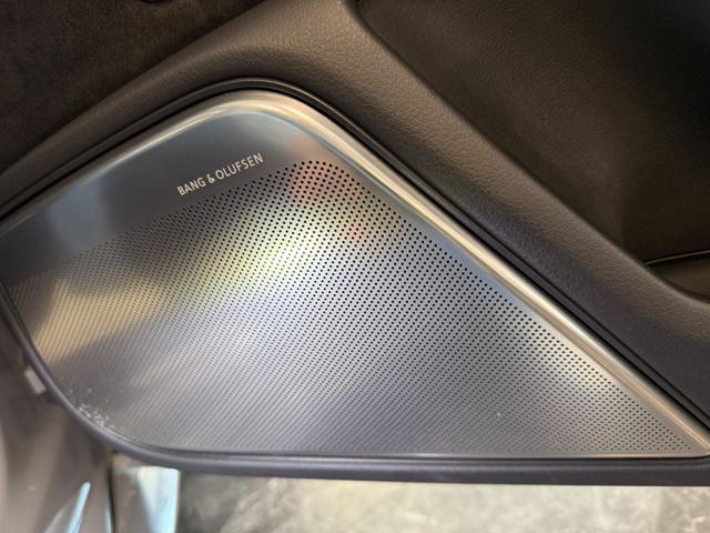 AUDI RS6 Avant 4.0 TFSI quattro tiptronic performance