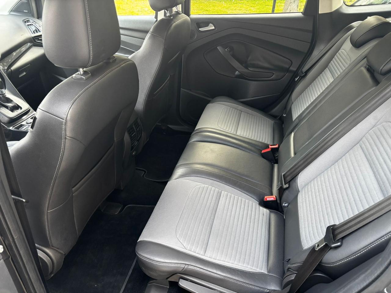 Ford Kuga 2.0 TDCI 150 CV S&S 4WD Titanium CAMBIO AUTOMATICO UNIPROPRIETARIO PERMUTABILE