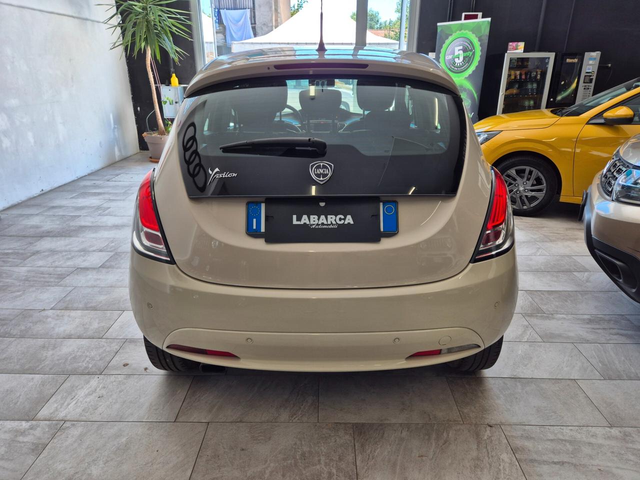 Lancia Ypsilon 1.2 69 CV 5 porte Gold