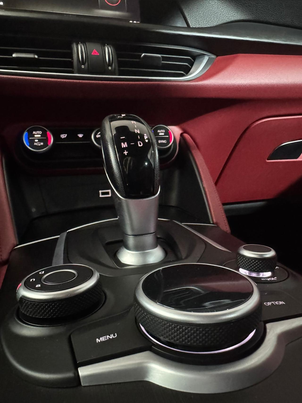 Alfa Romeo Stelvio 2.2 Turbodiesel 210 CV AT8 Q4 Super Red-Edition