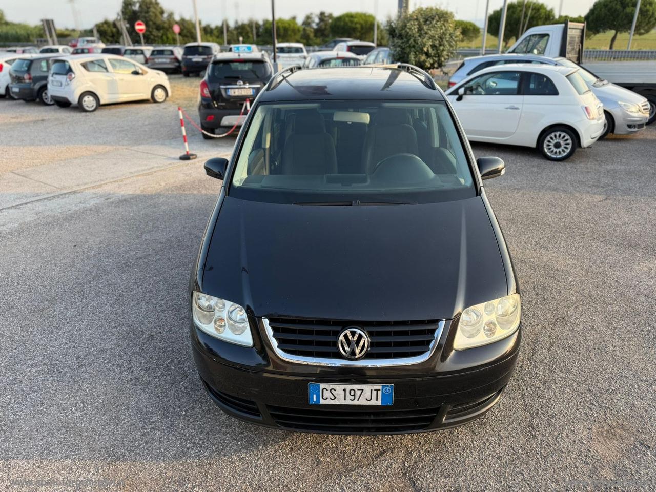 VOLKSWAGEN Touran 2.0 VAN TDI COMFORTLINE