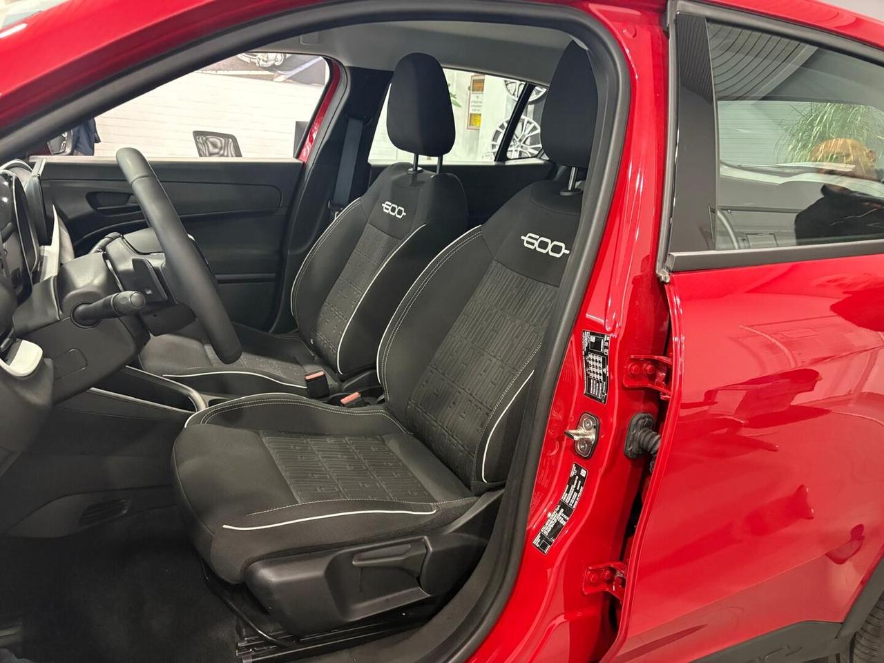 Fiat 600 1.2 hybrid 110cv auto