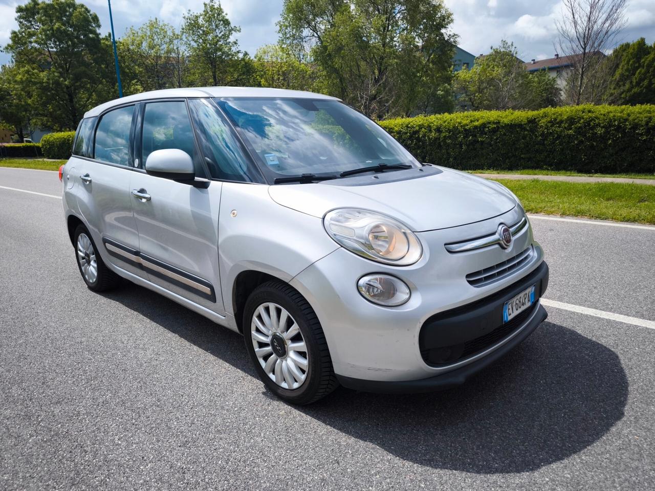 FIAT 500L LIVING 1,6 MJT- LOUNGE- OK NEOPATENTATI