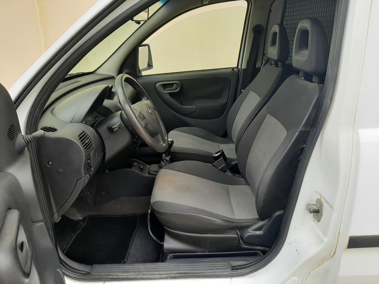 Opel Combo 1.6 Eco-M Cargo