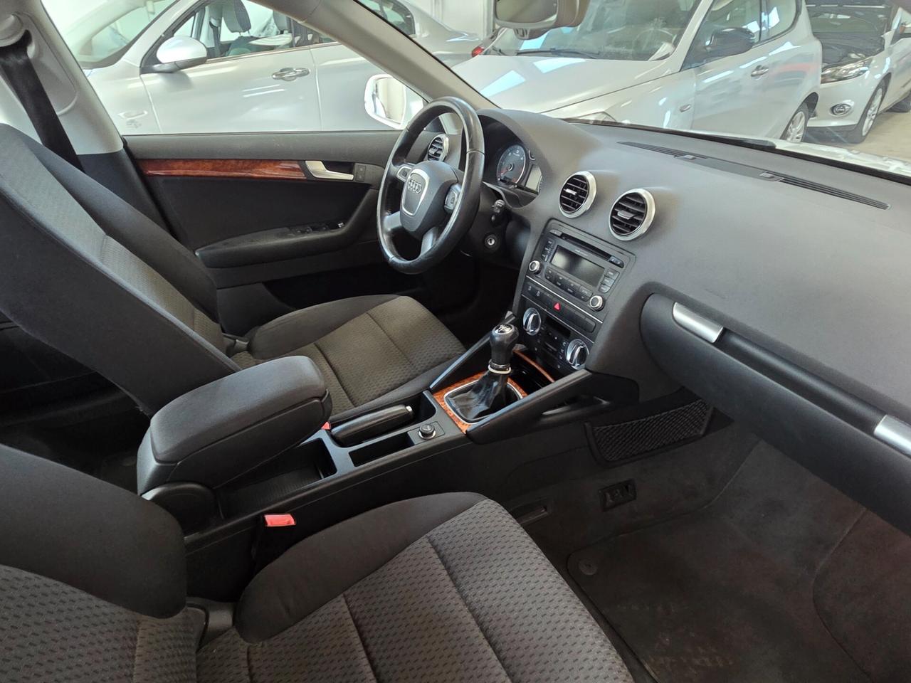 Audi A3 SPB 1.6 TDI 105 CV CR Ambition 2010