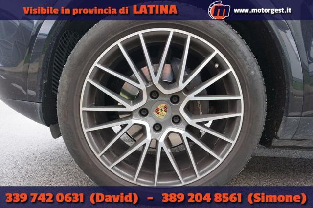 PORSCHE Cayenne 3.0 V6 IVA ESPOSTA