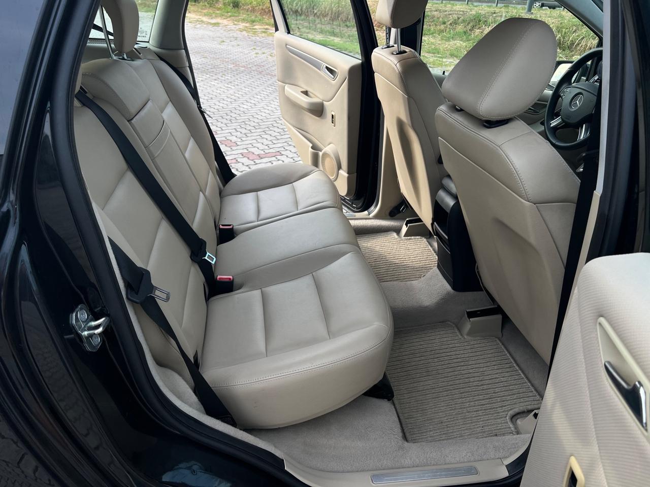 Mercedes-benz B 200 Turbo Sport
