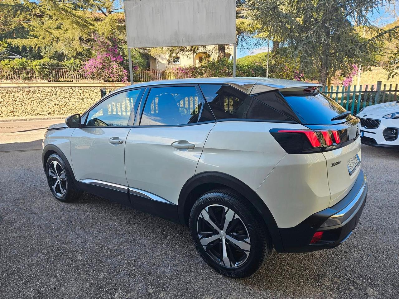 Peugeot 3008 BlueHDi 130 S&S Allure