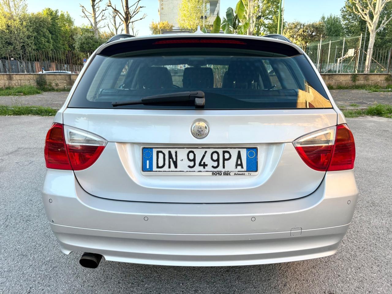 Bmw 318i 2.0 benz/metano BRUCIA OLIO