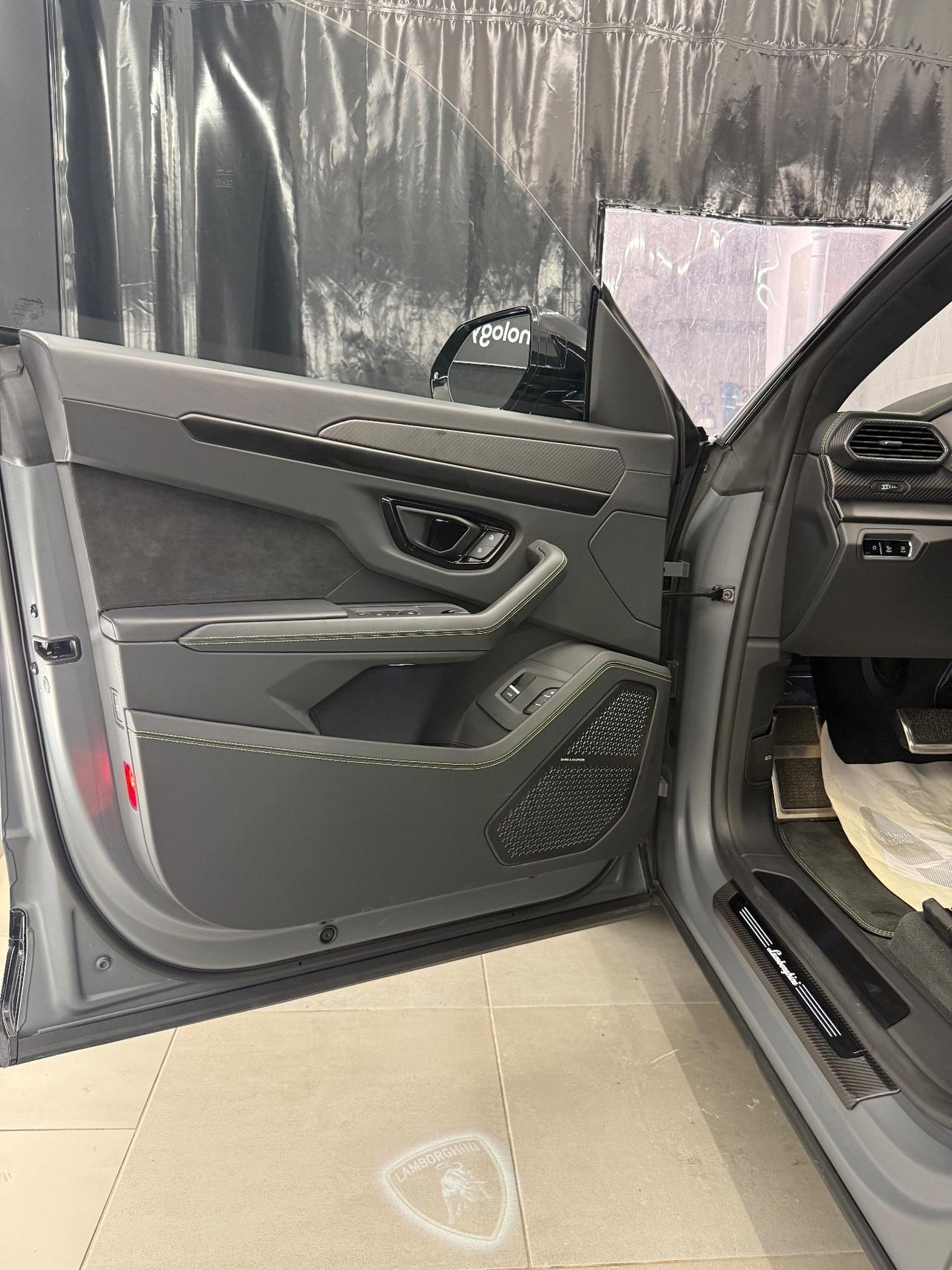 Lamborghini Urus 4.0 S