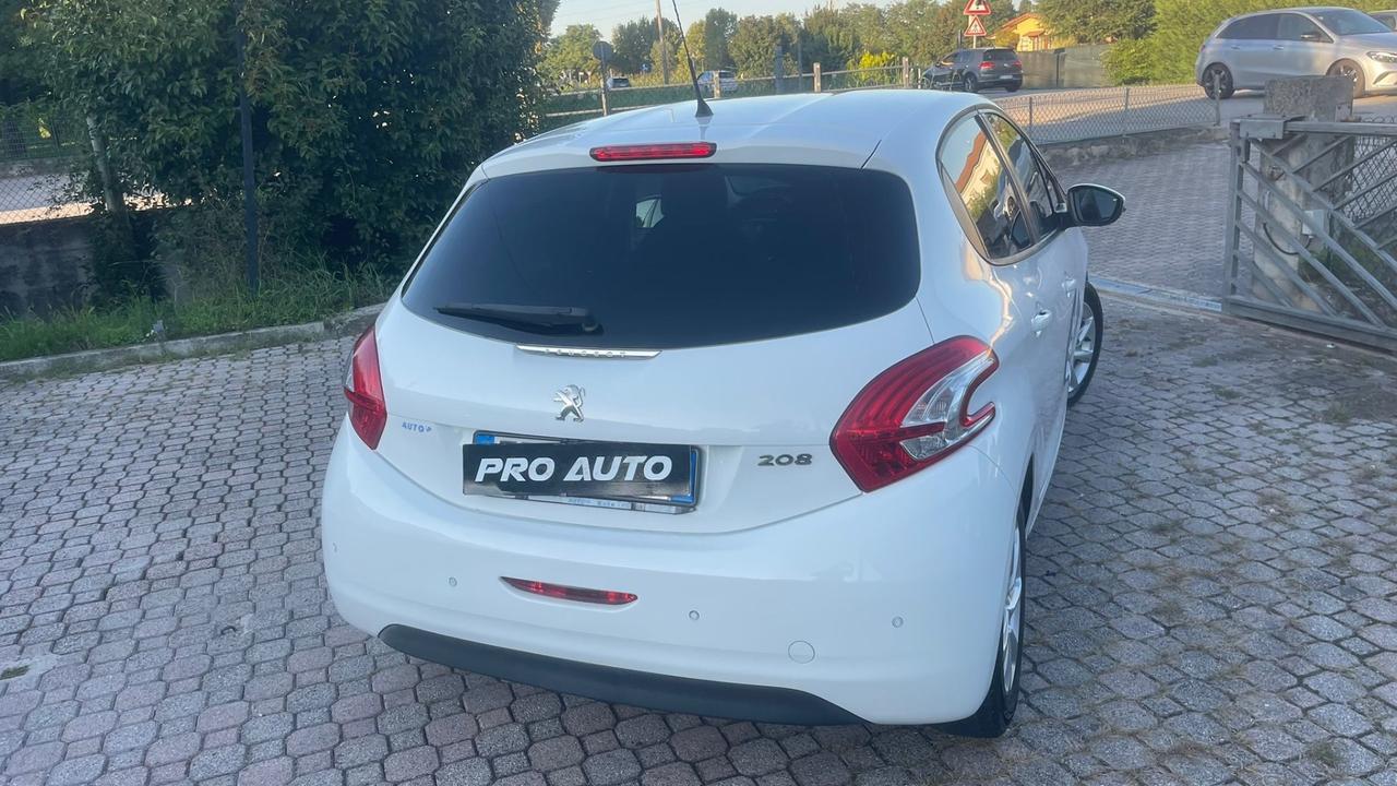 Peugeot 208 1.2 BENZINA/GPL 82 CV 5 porte Active