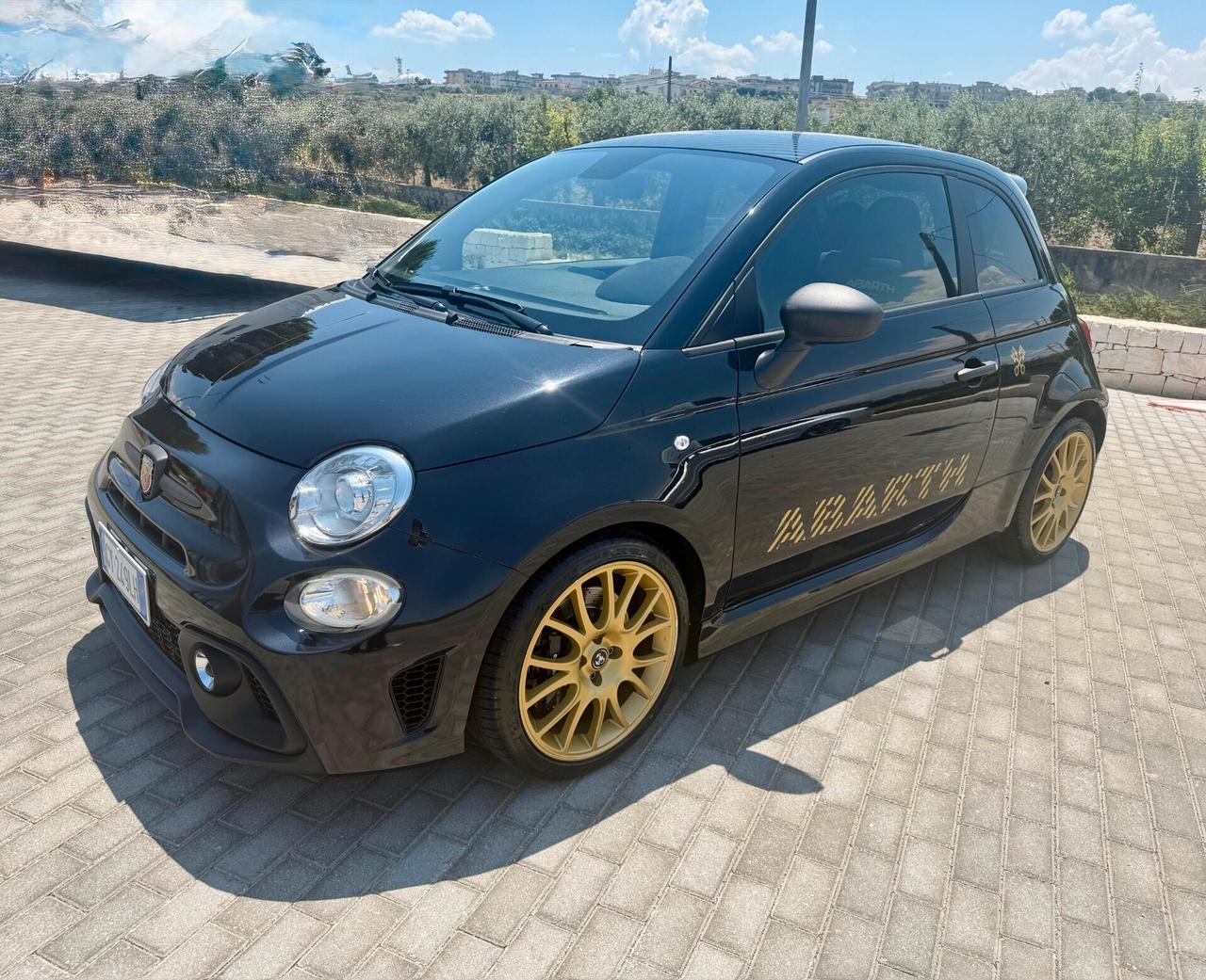Abarth 695 1.4 Turbo T-Jet 180CV 75° ANNIVERSARIO