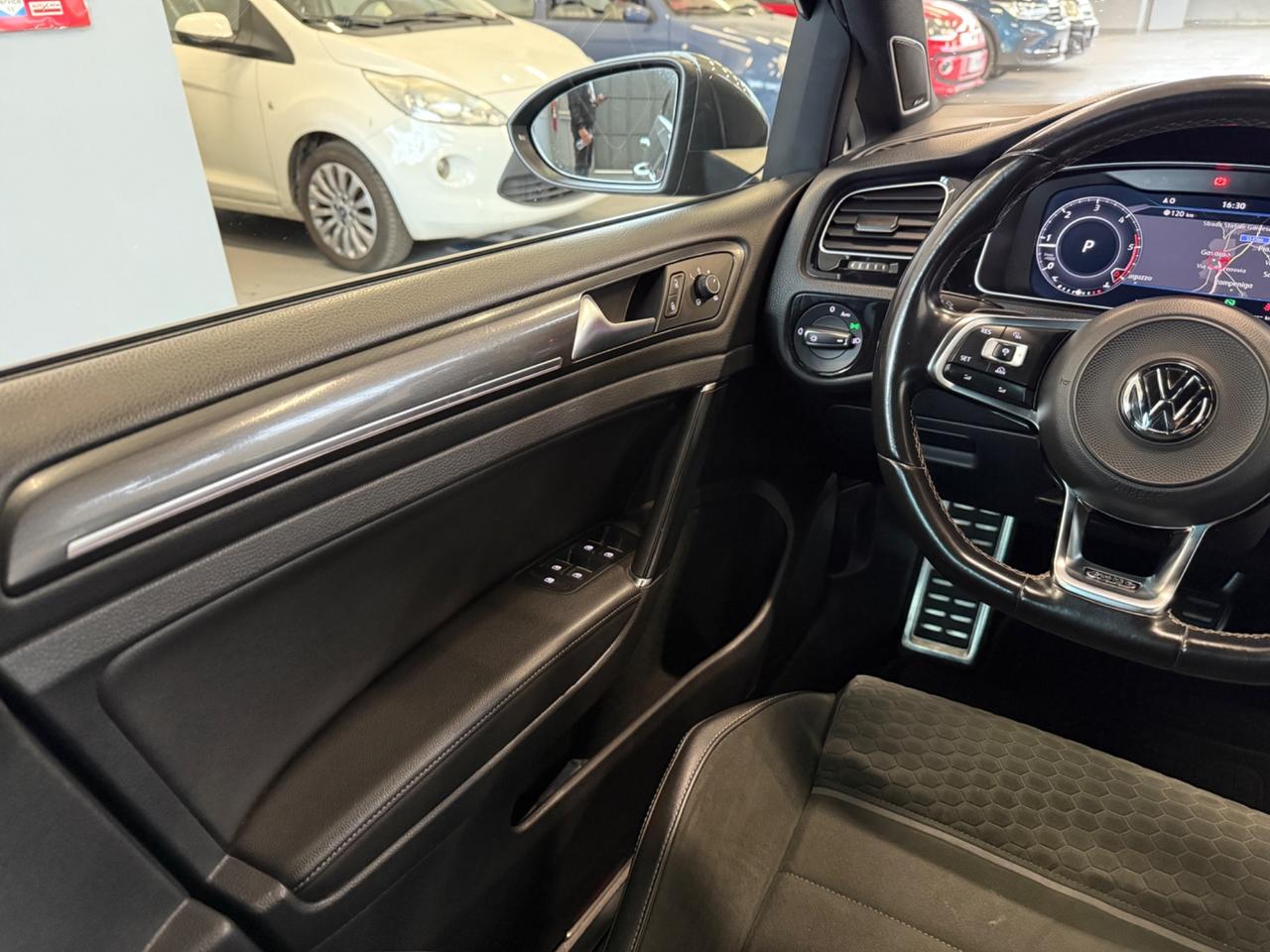 Volkswagen Golf GTD 2.0 TDI DSG 2018 184cv