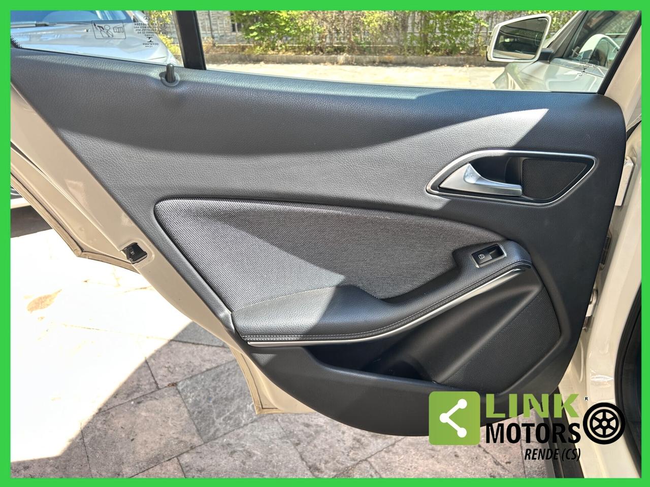 Mercedes-benz GLA 200d Sport 03/2016
