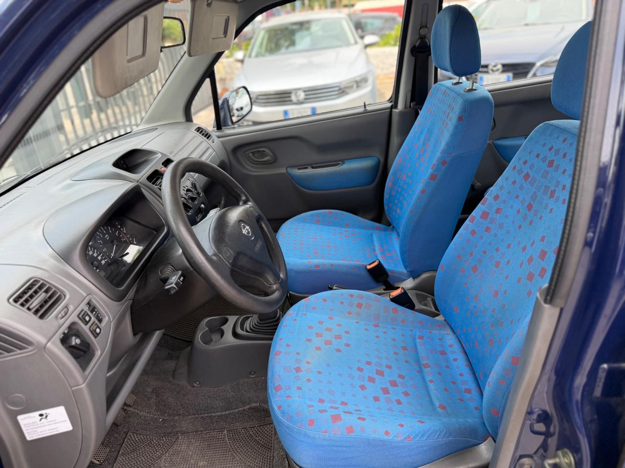 Opel Agila 1.2 16V Color Edition