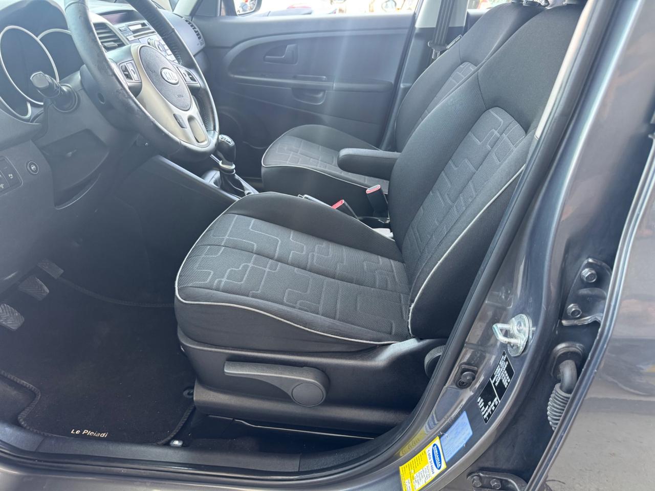 Kia Venga 1.4 CVVT Fullsky