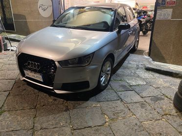 Audi A1 1.6 TDI 116 CV S tronic Metal