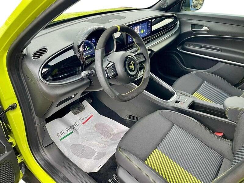 Abarth 600e 54KWH Turismo 240CV - NUOVA