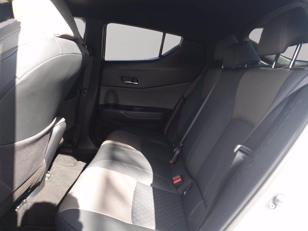 TOYOTA C-hr 2.0h lounge e-cvt del 2023