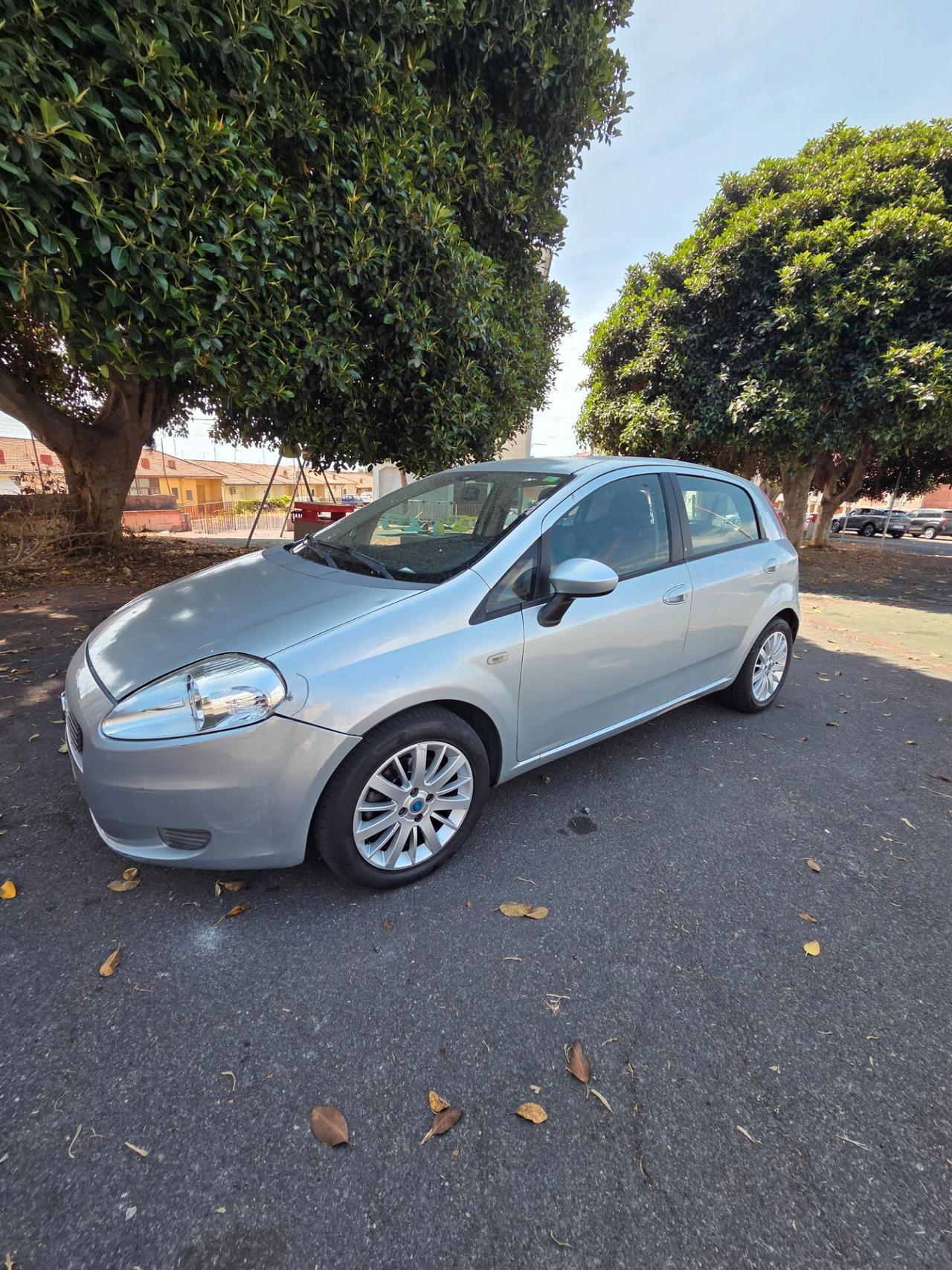 Fiat Grande Punto 1.3 MJT 75 CV 5 porte Active