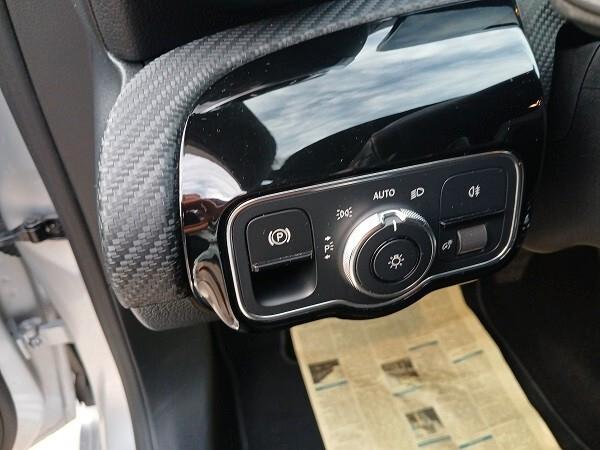 MERCEDES CLASSE 1.5 DIESEL 116 CV BUSINESS AUTOMATICO