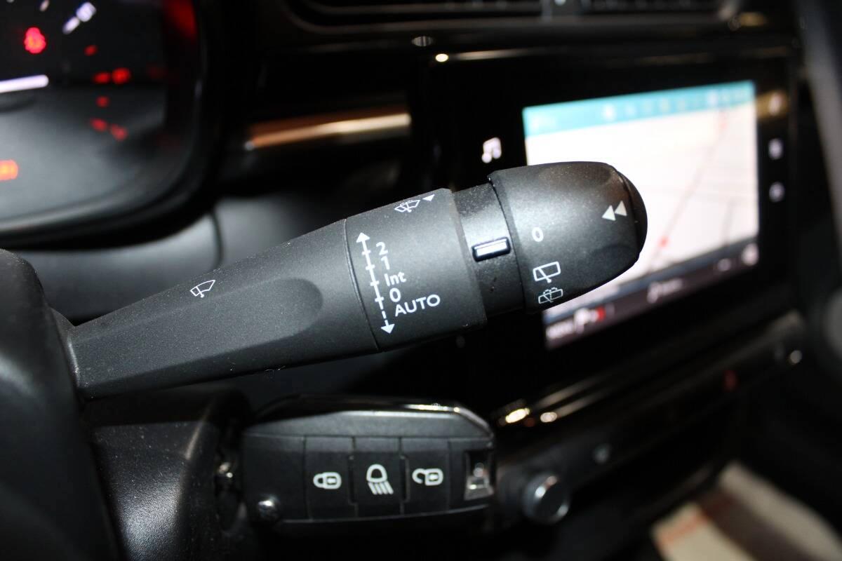 Citroen C3 1.2 puretech Feel s&s 83cv Con NAVIGATORE