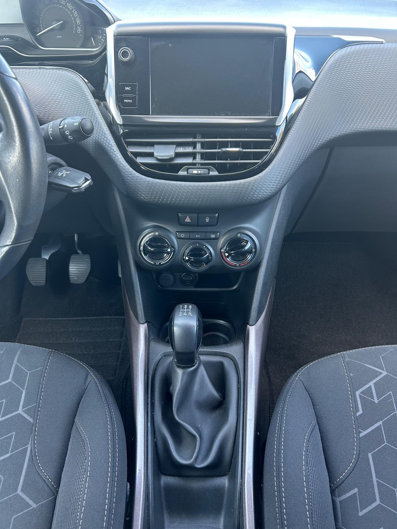 Peugeot 2008 PureTech 82 Allure *Neo patentati *