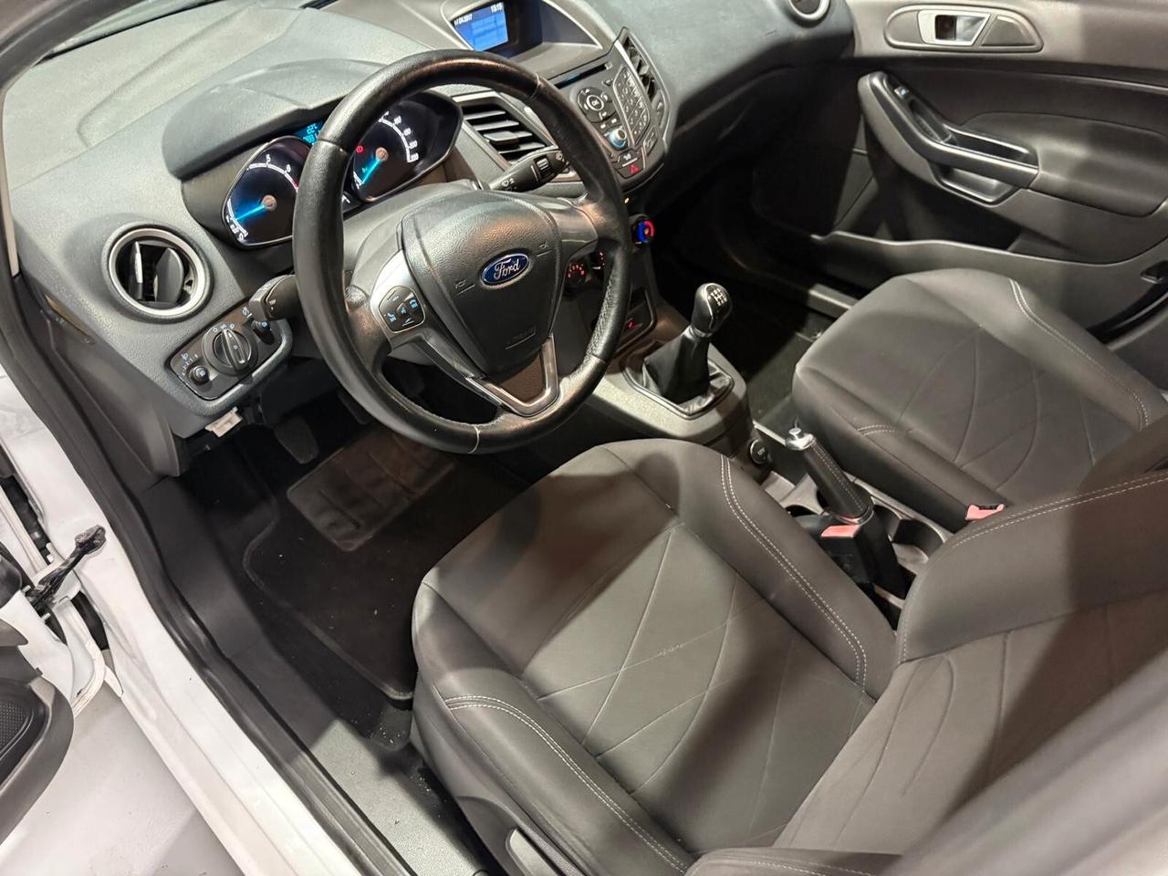 Ford Fiesta 1.4 5p. Bz.- GPL Titanium